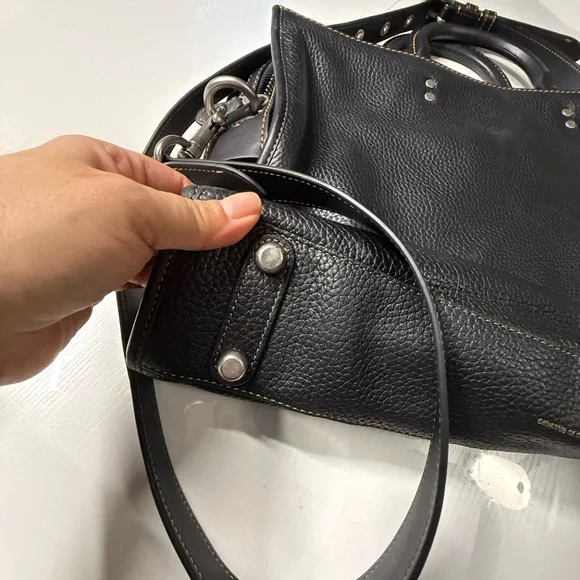 Black Leather Computer Tote Shoulder Bag - Picture 3 of 14